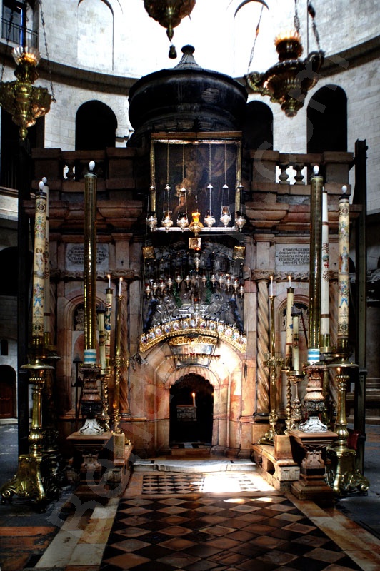 Tomb of Christ_holy sepulchre_calvary 14th station_holy sepulchre_tomb of jesus_anastasis_chapel of the angel_christian_