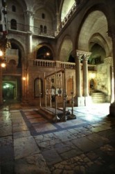 Holy Sepulcher_Holy Land_Holy Prison_Tomb of Christus_Stone of the Unction_Golgotha_Roman Catholics_Greek orthodox, Entrance hall in the Holy Sepulcher, Picture of Church of the Holy Sepulchre. 