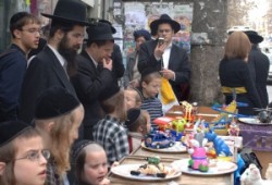 Street still life in Mea Shearim.