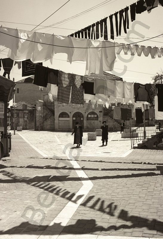 Israel, Jerusalem, Mea Shearim ultraorthodox, ultraortodox, Jews quarter.