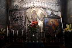 Tomb of Christ_holy sepulchre_calvary 14th station_holy sepulchre_tomb of jesus_Maria Magdalena_Joseph Arimathea_