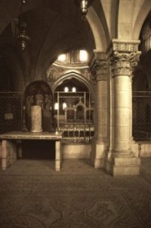 Chapels and altars on the floor.