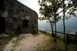 Mountain Fortresses at the Garda lake