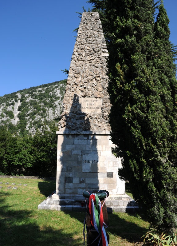 Solkan, Solcano. Chemetery