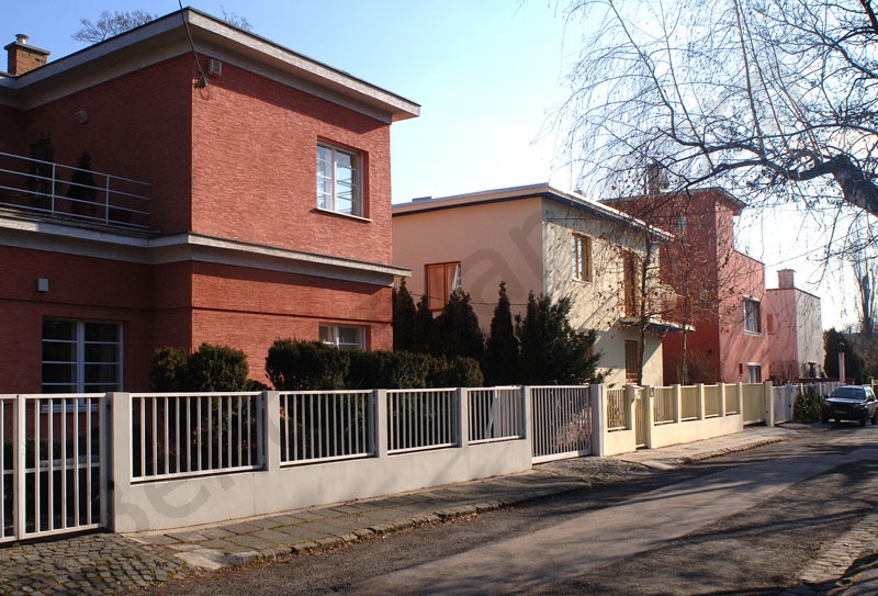 Napraforgó street
