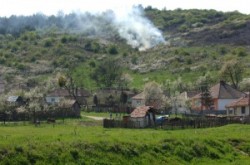 Rakaca: The settlement is located close to the basin of the valley of the Rakaca stream, on the territory of the once Borsod-county. Rakaca inherited its Slavic name from a stream traversing the village, a stream that was land marked in the 1249 perambulation.
By the first half of the 20th Century the settlement was a flourishing one: it had its own Greek-Catholic public school, general practitioner and post office.
Today Rakaca is inhabited by a larger Gypsy population that is cut from the outside world, deprived of any chances for employment, hoping for outside help to improve their living conditions.
