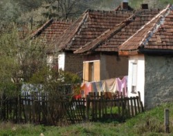 Rakaca: The settlement is located close to the basin of the valley of the Rakaca stream, on the territory of the once Borsod-county. Rakaca inherited its Slavic name from a stream traversing the village, a stream that was land marked in the 1249 perambulation.
By the first half of the 20th Century the settlement was a flourishing one: it had its own Greek-Catholic public school, general practitioner and post office.
Today Rakaca is inhabited by a larger Gypsy population that is cut from the outside world, deprived of any chances for employment, hoping for outside help to improve their living conditions.
