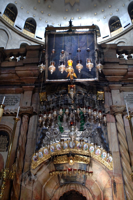 Tomb of Christ_holy sepulchre_calvary 14th station_holy sepulchre_tomb of jesus_anastasis_chapel of the angel_christian_