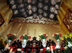 Tomb of Christ_holy sepulchre_calvary 14th station_holy sepulchre_tomb of jesus_anastasis_eastern_Josef Arimatiai_jesu